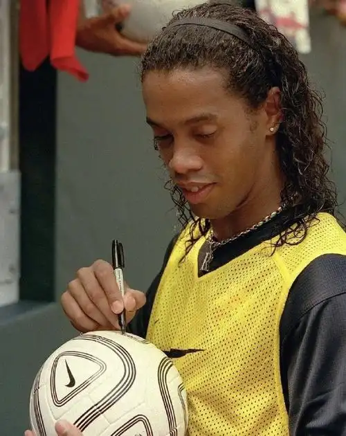 中前场球员 中前场球员